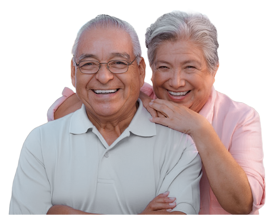 Pareja de adultos mayores sonriendo